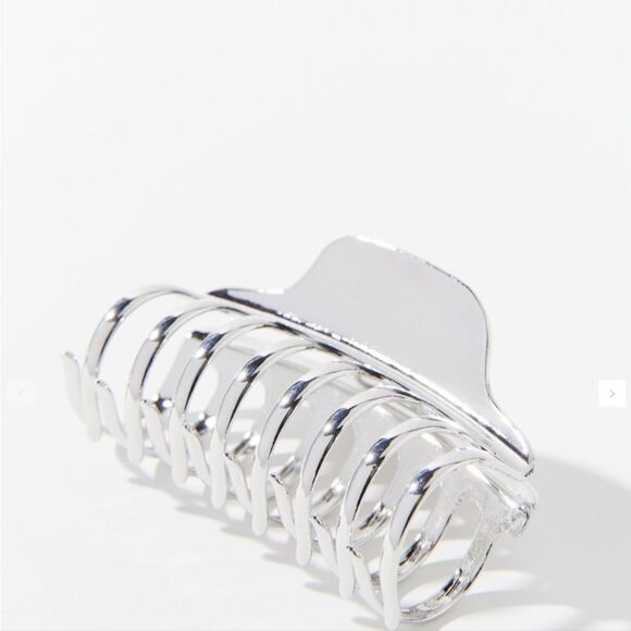 UO Set of 3 hair FUN CUTE accessories (claws, clips, pin) - Picture 9 of 9